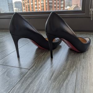 Louboutin Black Eloise Pumps w box and receipt
